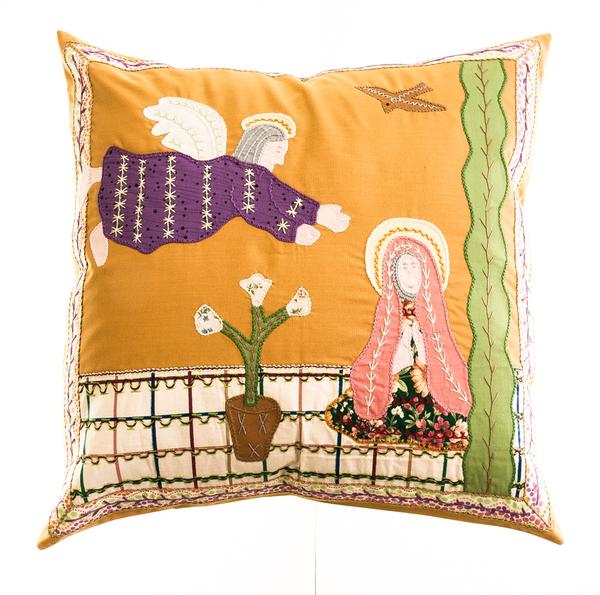 Anunciación Design Embroidered Pillow on caramel Honduras Threads