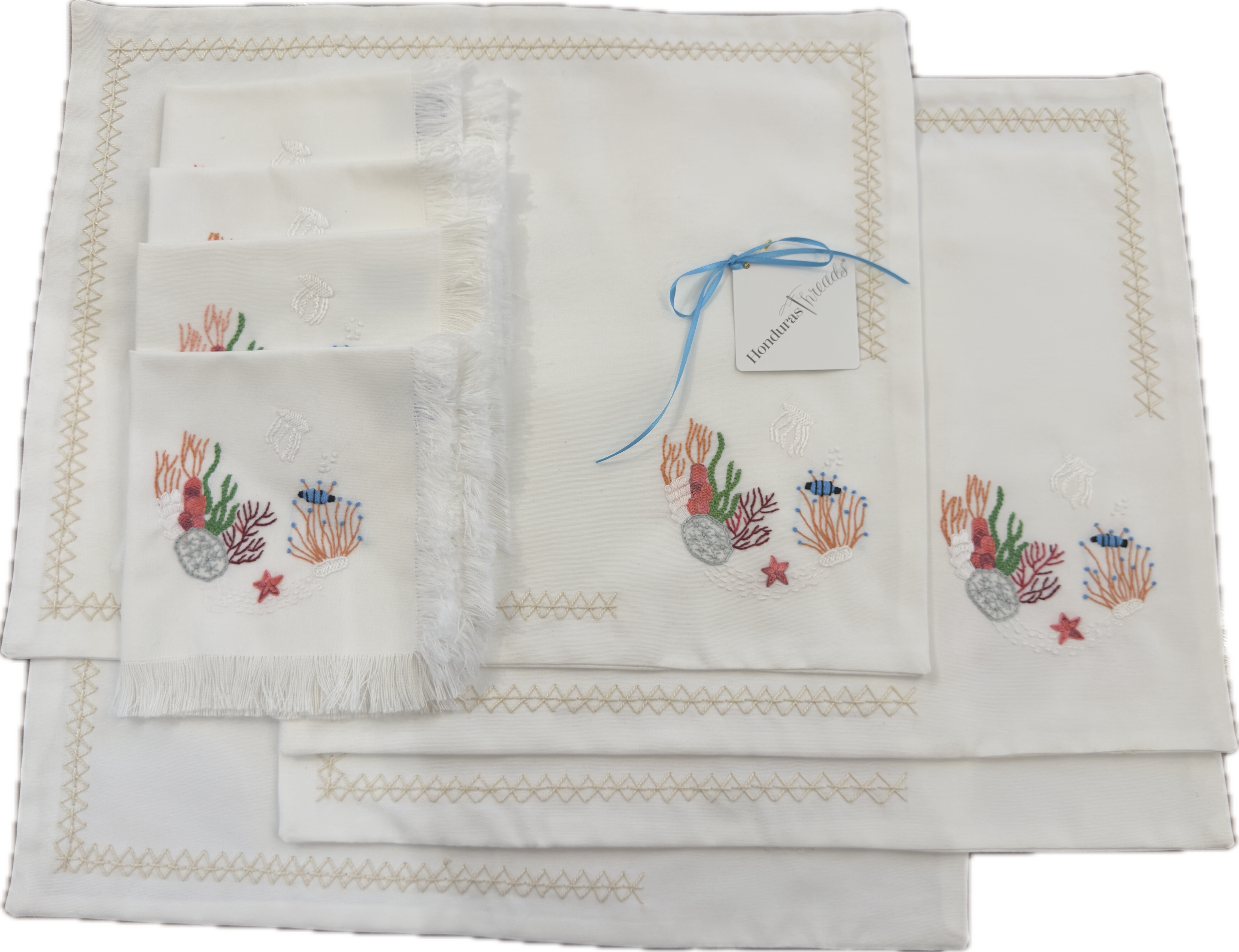 Placemat - Multiple Flowers Design by Honduras Threads Artisans. Including napkins. Set of 4. Honduras Threads