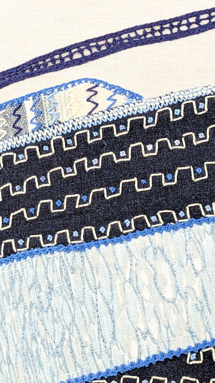 Pillow Honduras Threads