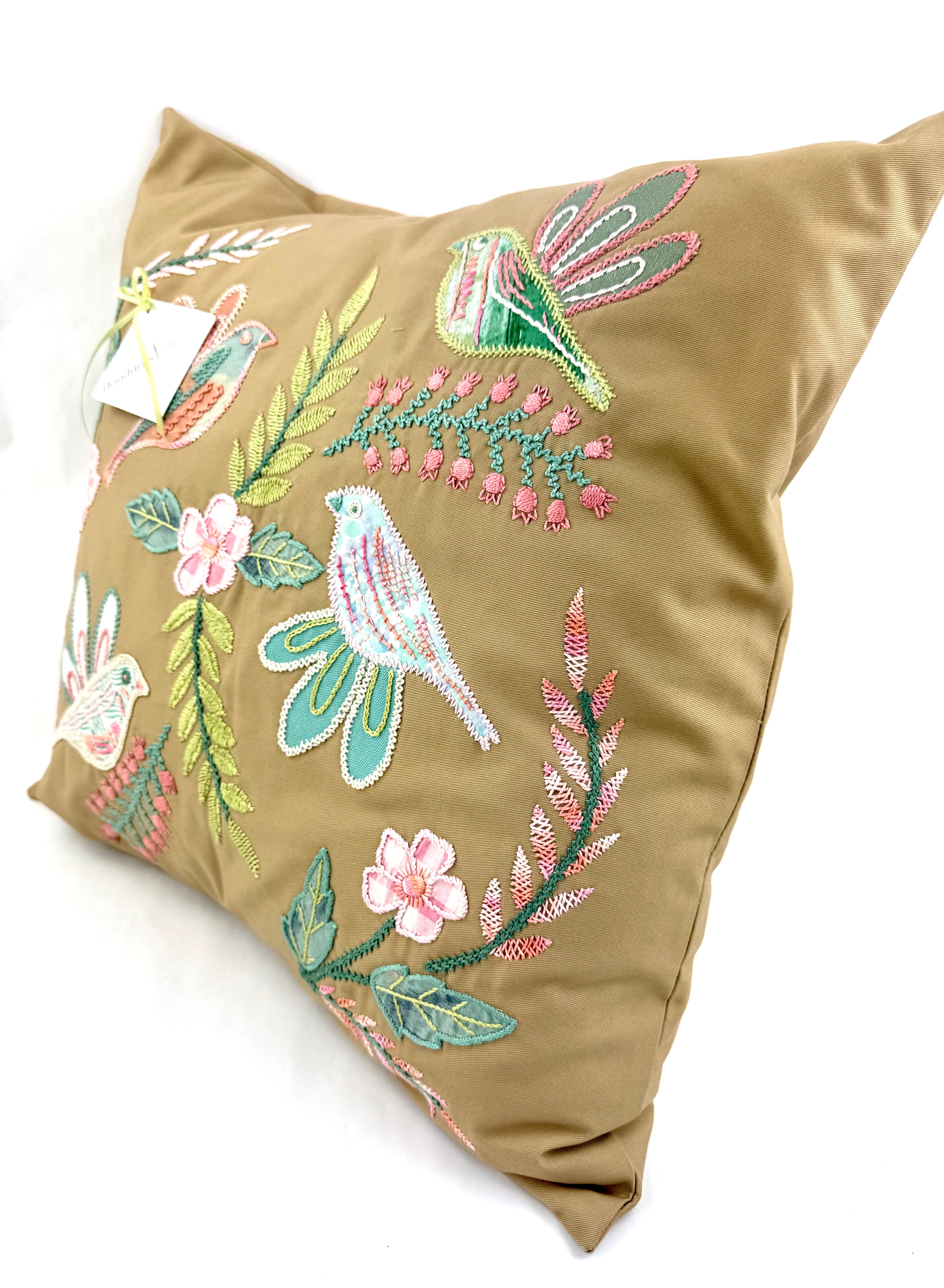 Birds in Flight on tan Honduras Threads